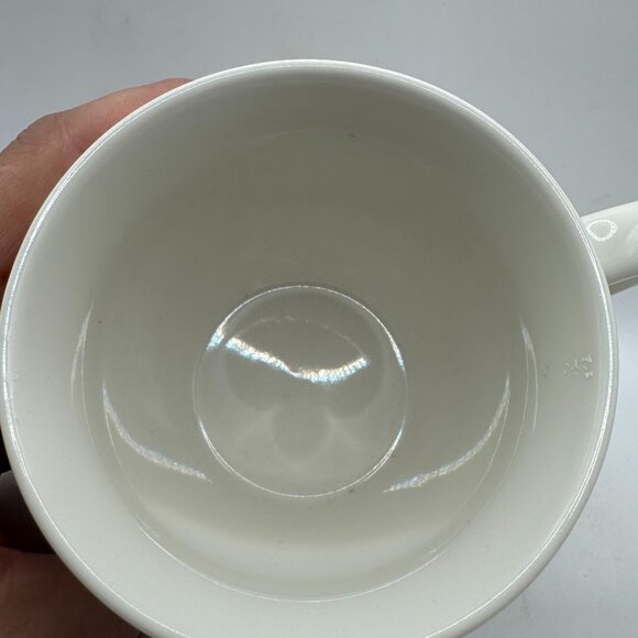 Starbucks Coffee Snowflake Ceramic Mug 16 Oz White Gray & Gold Winter Design - Picture 5 of 6